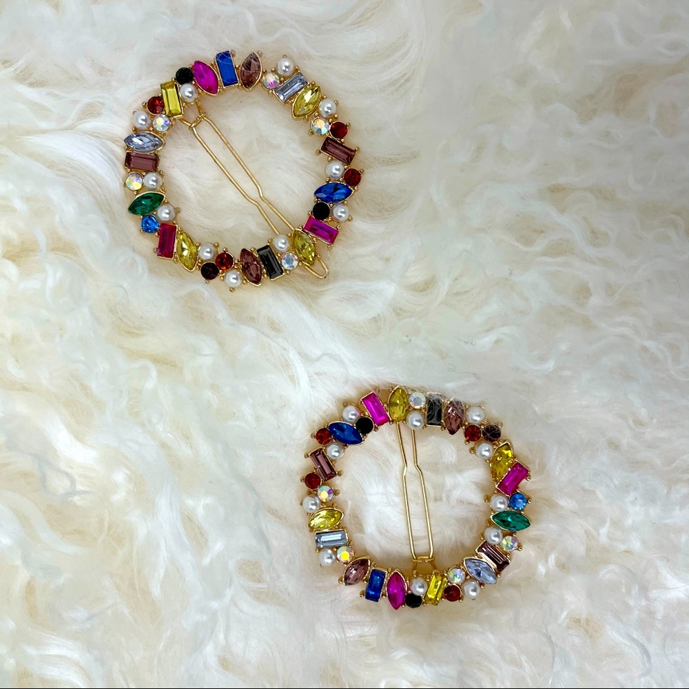 Set of 2 hair clips rhinestone gold. NEW